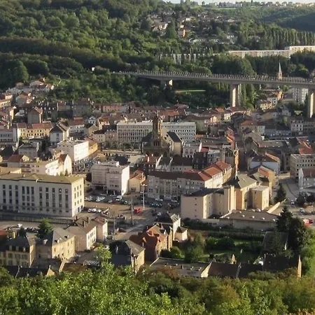 V4 - Chambre Double - 5 Minutes Du Luxembourg Hotel Villerupt