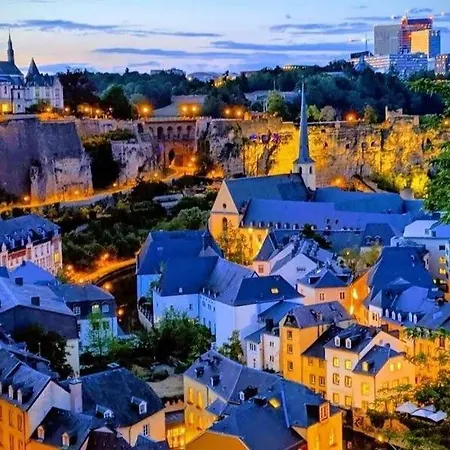 V4 - Chambre Double - 5 Minutes Du Luxembourg *