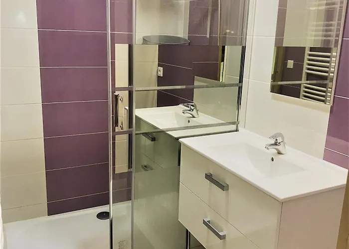 Hotel V4 - Chambre Double - 5 Minutes Du Luxembourg *