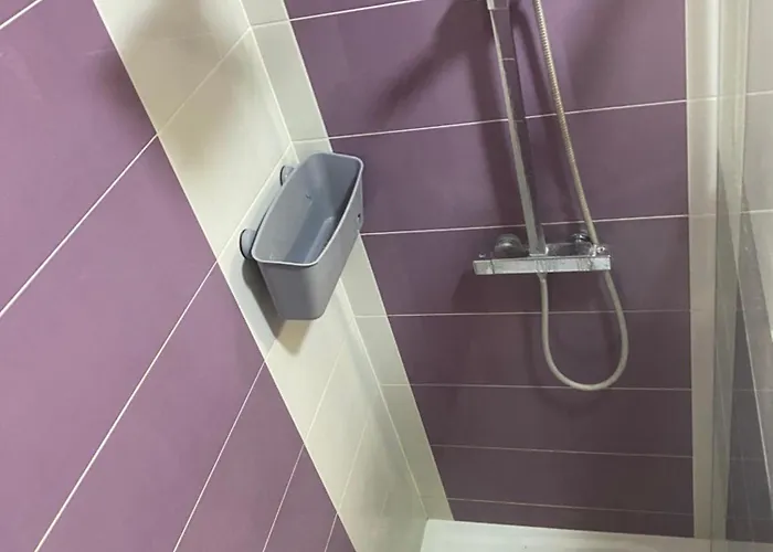 Hotel V4 - Chambre Double - 5 Minutes Du Luxembourg Villerupt