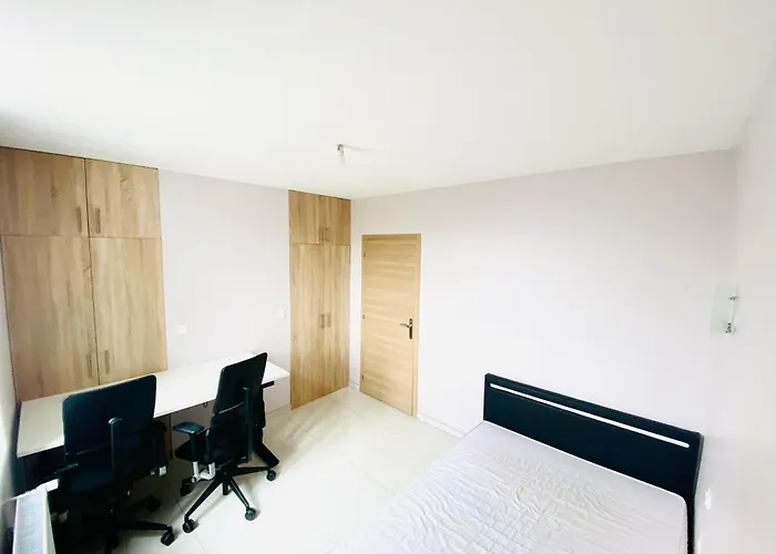 Hotel V4 - Chambre Double - 5 Minutes Du Luxembourg *